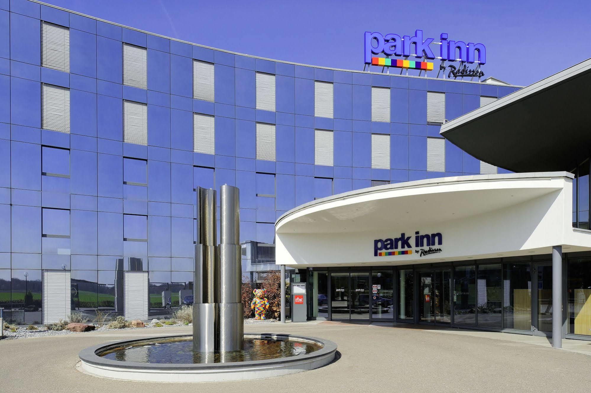 Radisson Hotel Zurich Airport Rumlang Exterior photo